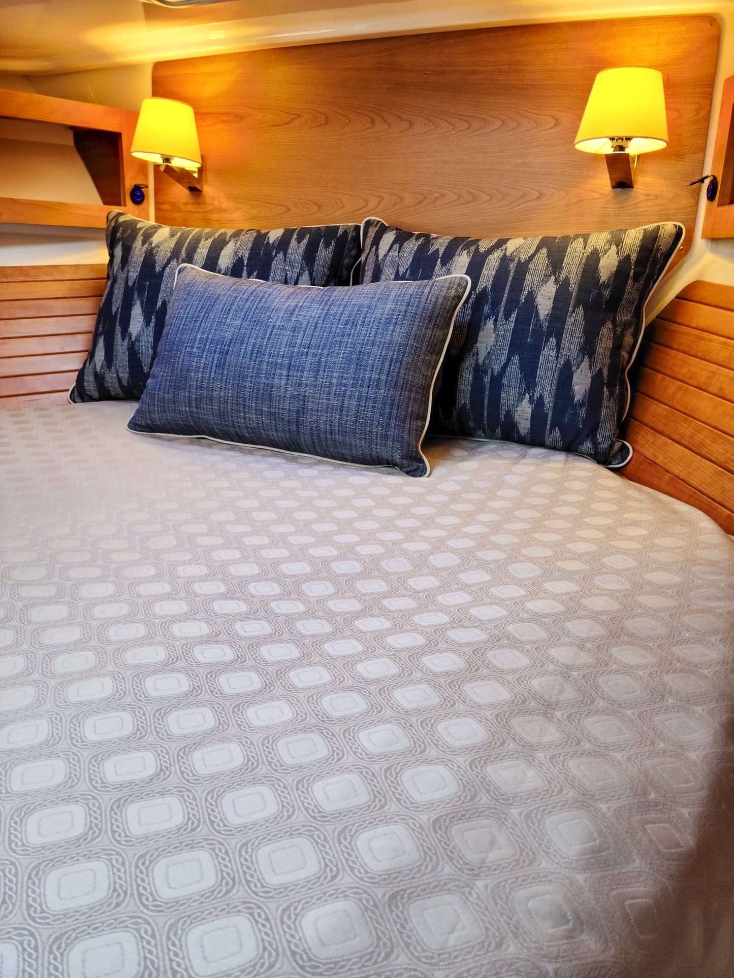 Gaeta Yacht Blanket Coverlet